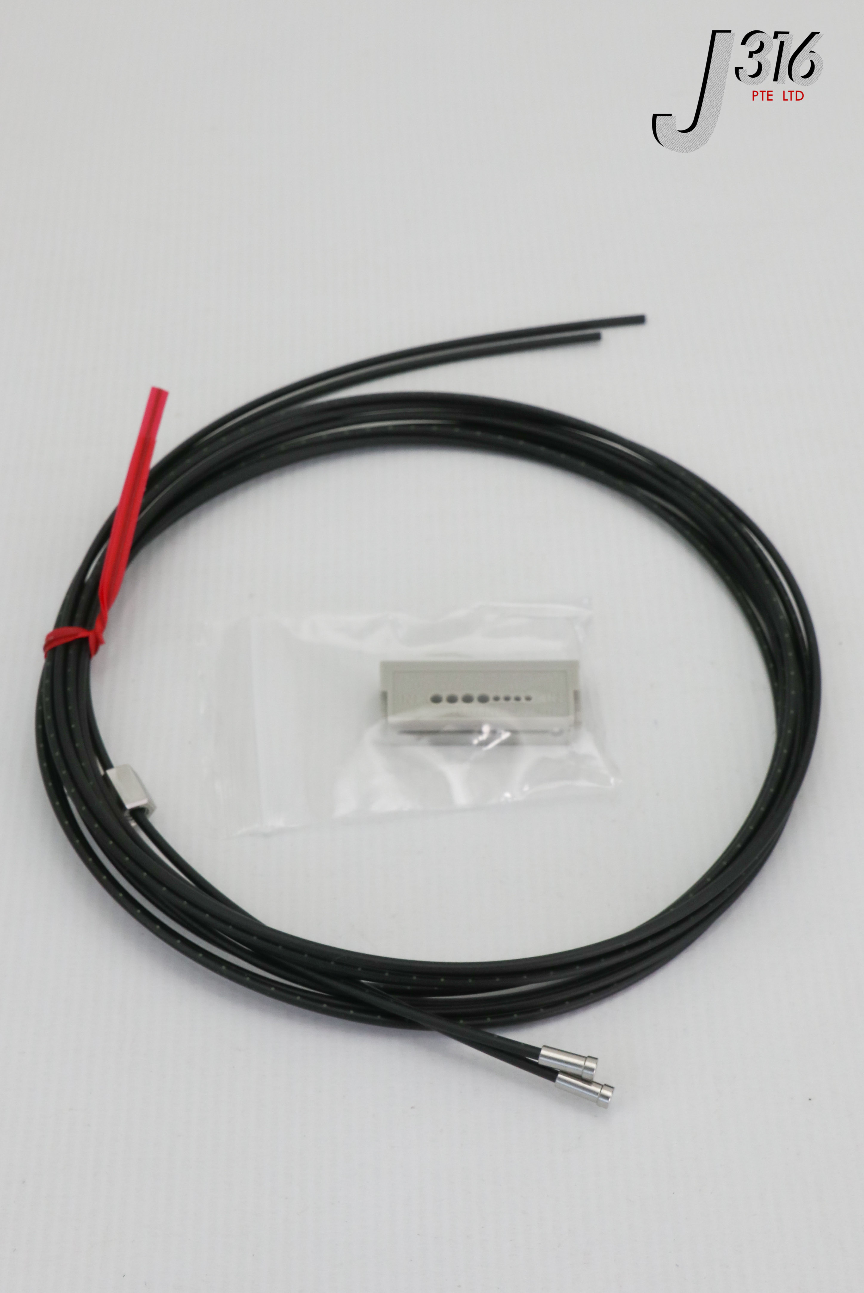 24722 KEYENCE TRANSMISSIVE FIBER UNIT CABLE NEW FU V7FN J316Gallery